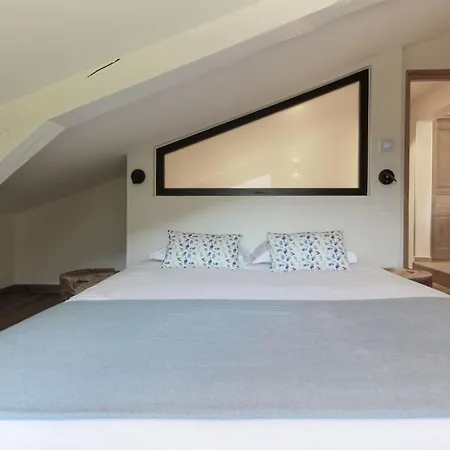 Apartmán L'abeille - Renovated - 4 Bedroom - 8 Person-110sqm - Views!